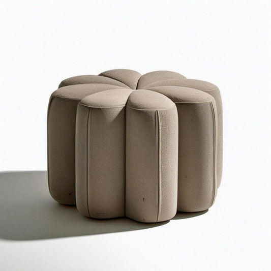 Blütenförmiger Sitzhocker Beige, Bouclé-Polyester, 45 x 45 x 45 cm